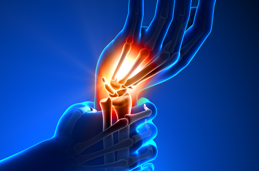 An illustration of a golf wrist pain