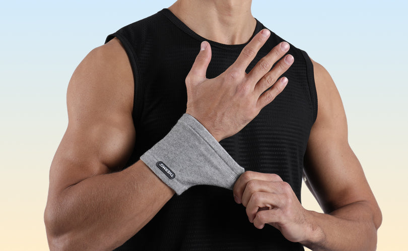 A man wearing Thermo™recovery wear.
