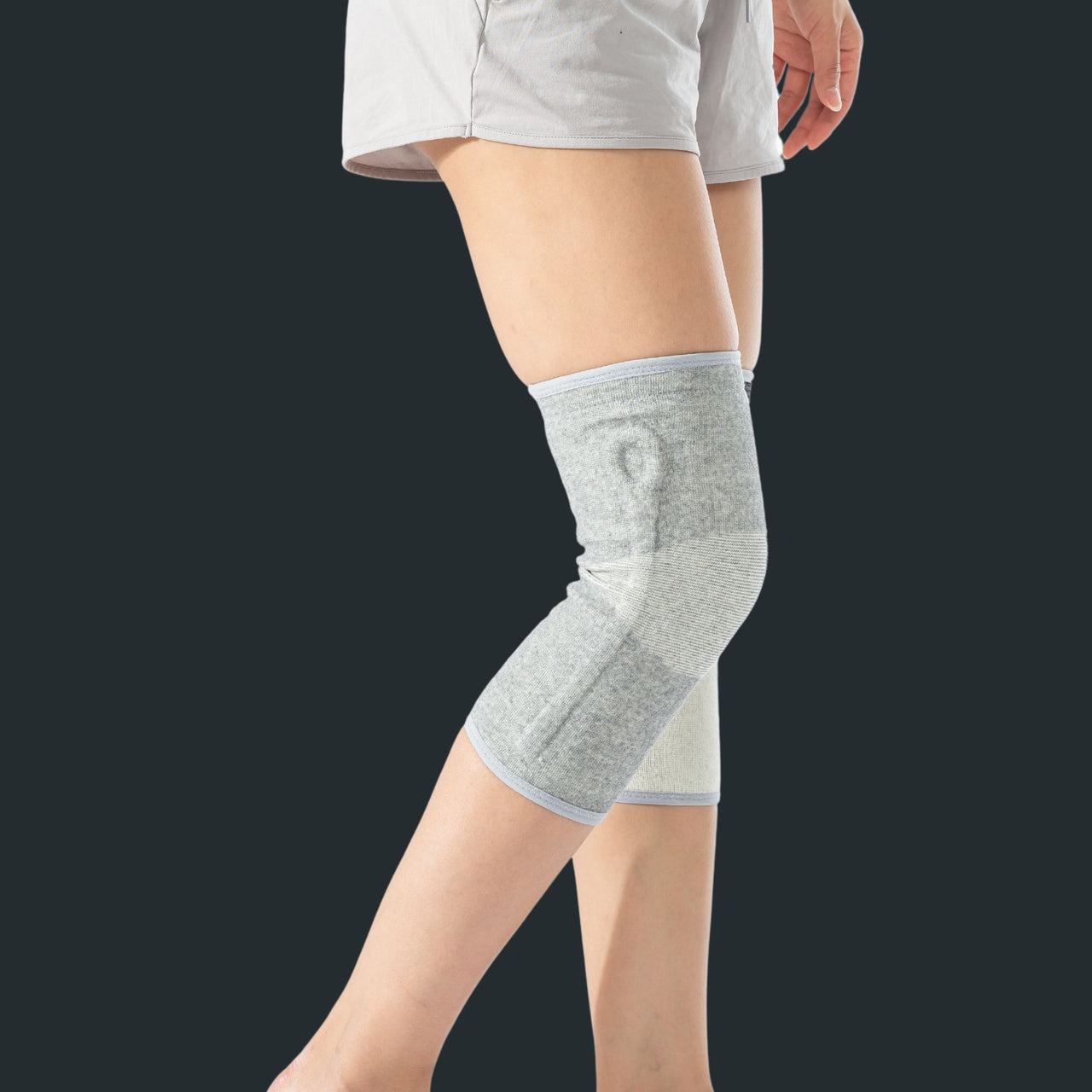 slider2:Thermo™ Lite Recovery Knee Sleeve with Support