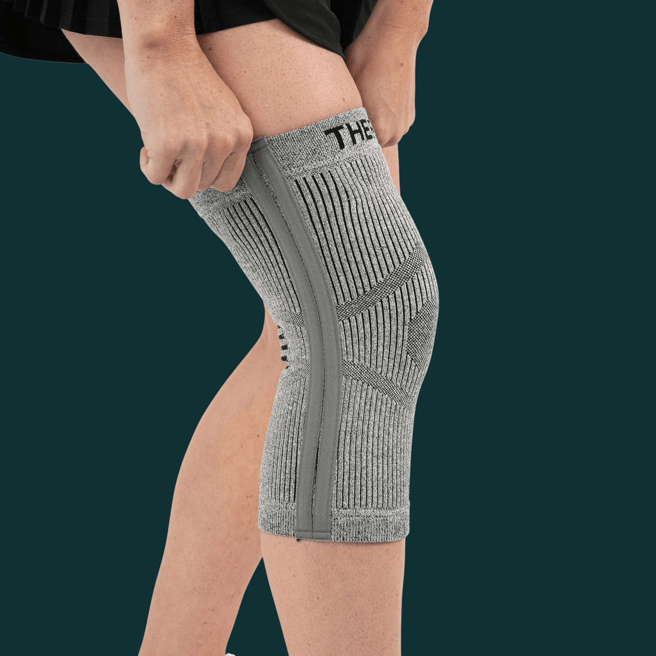 slider1:Thermo™ Classic Recovery Knee Sleeve Double Stay